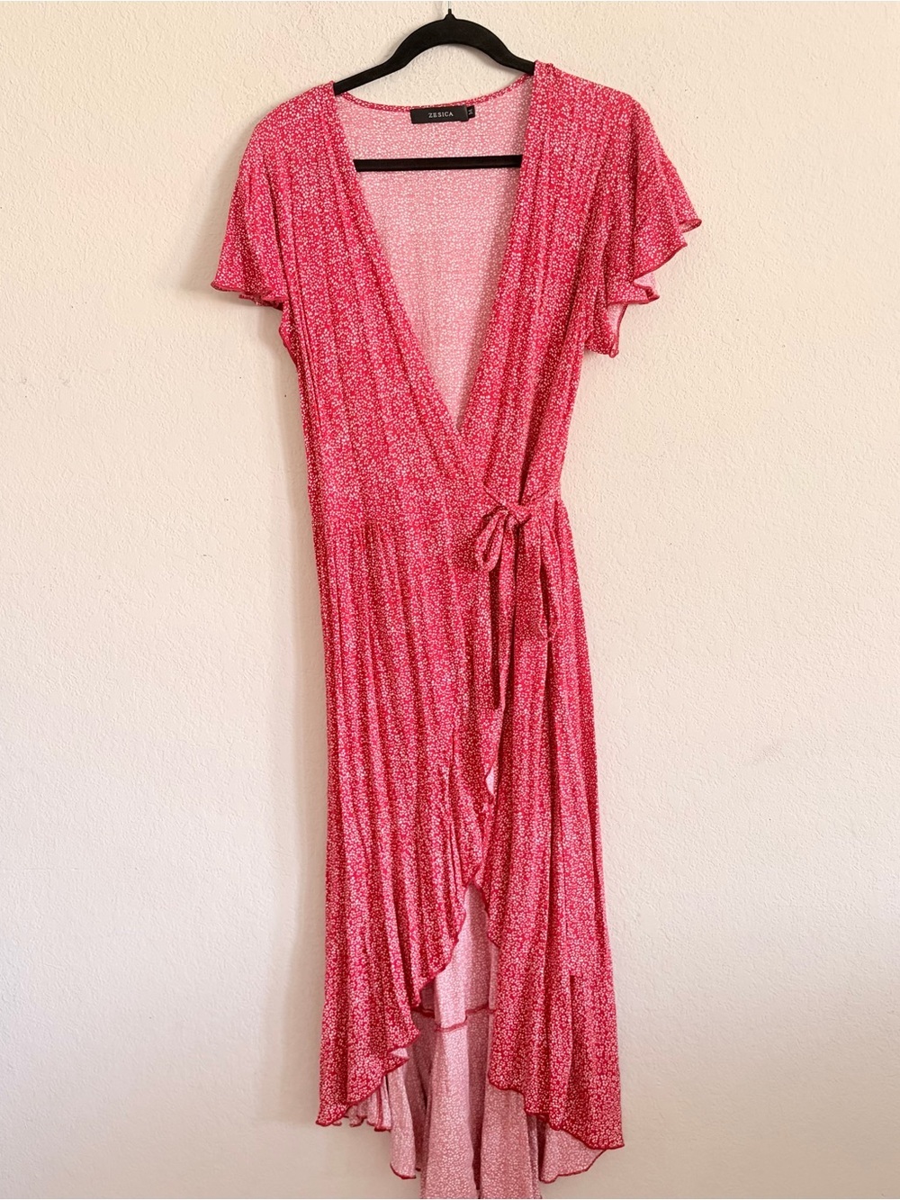 Zesica womans red Floral Asymmetrical true Wrap Dress size M summer feminine